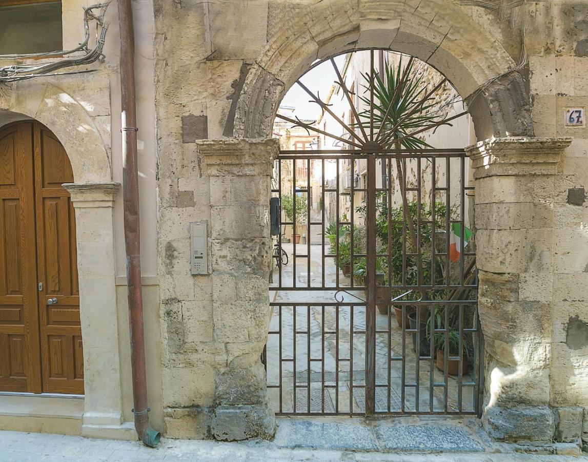 Dione Apartments By Dimore In Sicily Ortigia Syracuse Exterior foto